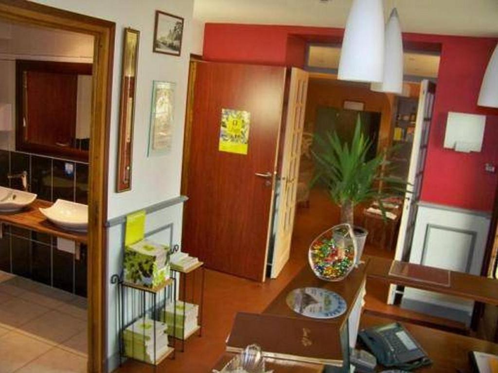 Au P'Tit Quinquin Hotell Le Val-Saint-Père Exteriör bild
