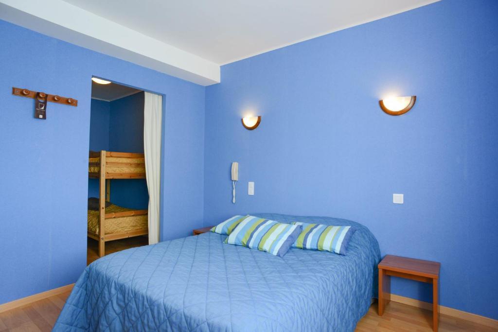 Au P'Tit Quinquin Hotell Le Val-Saint-Père Exteriör bild