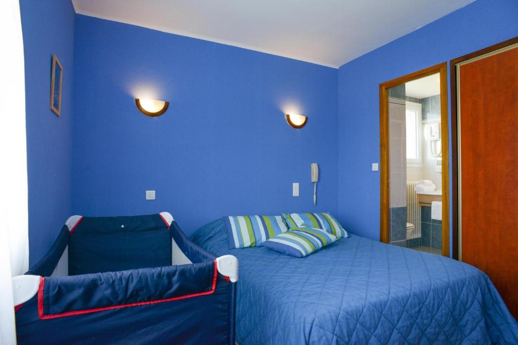 Au P'Tit Quinquin Hotell Le Val-Saint-Père Exteriör bild